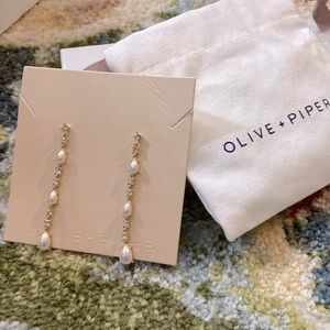 Olive + Piper Lavigne drop bridal earrings! Brand new!